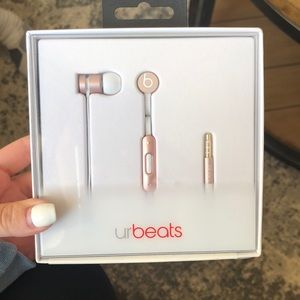 urbeats beats rose gold special edition headphones